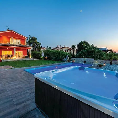 Vakantiehuis Four Bedroom Holiday In Mihatovici *